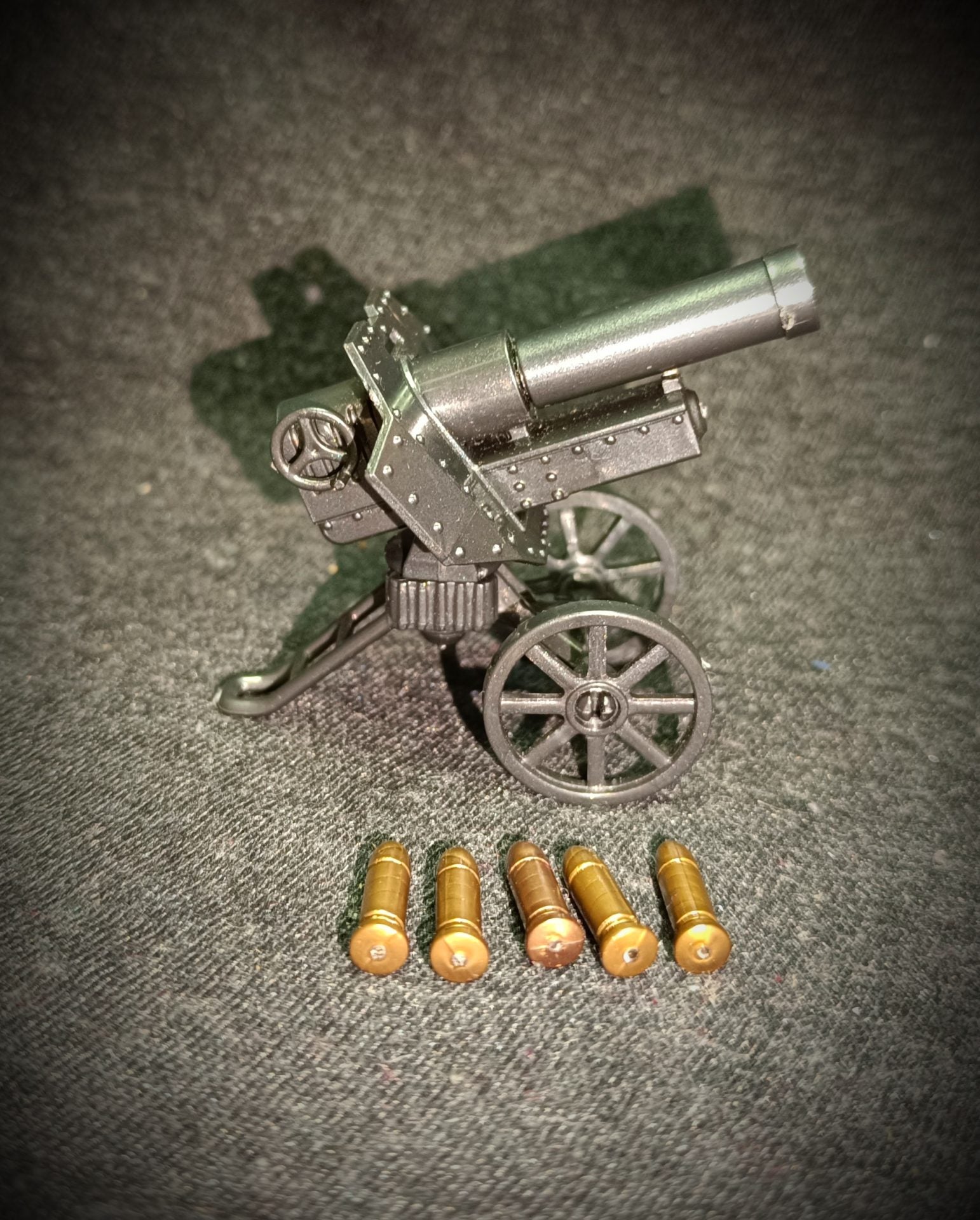 Ágyú lövedékekkel